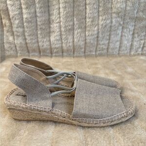 PRICE FIRM Jacques Levine Espadrille Wedge Sandals Size 9
